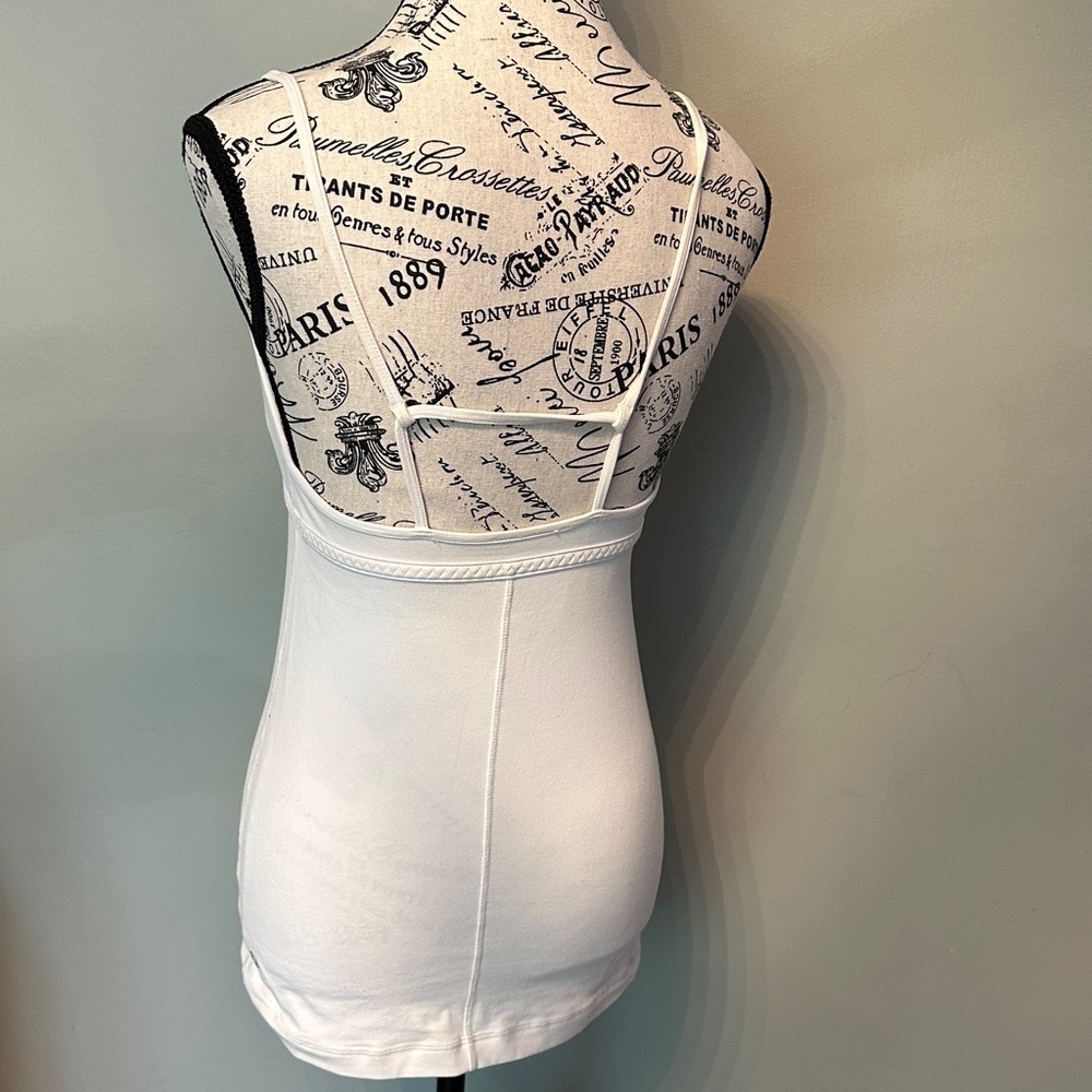 Lululemon size 8 Top
